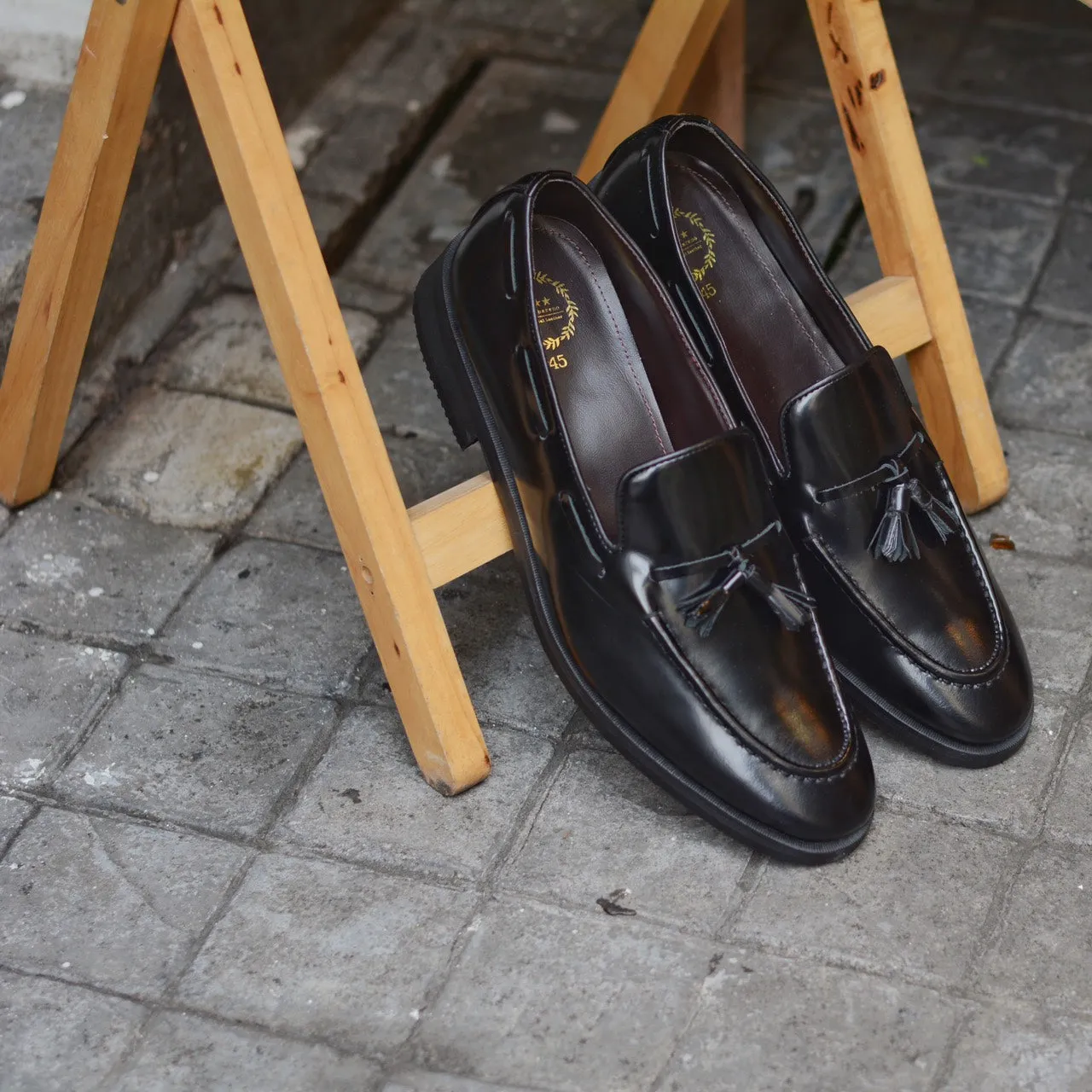 503 Tassel Loafer Black - Black Soles