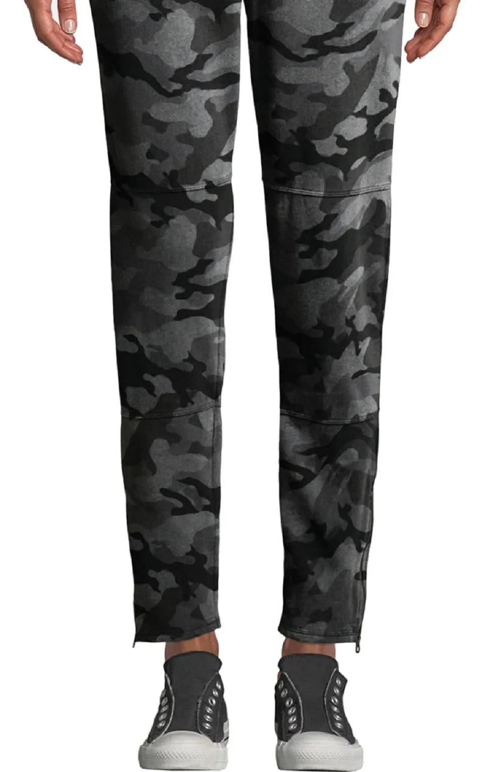 Champion Women's Heritage Camo Fleece Pants Black Size Medium