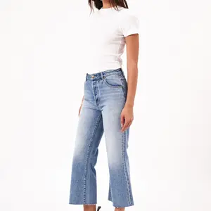 Classic Flare Crop