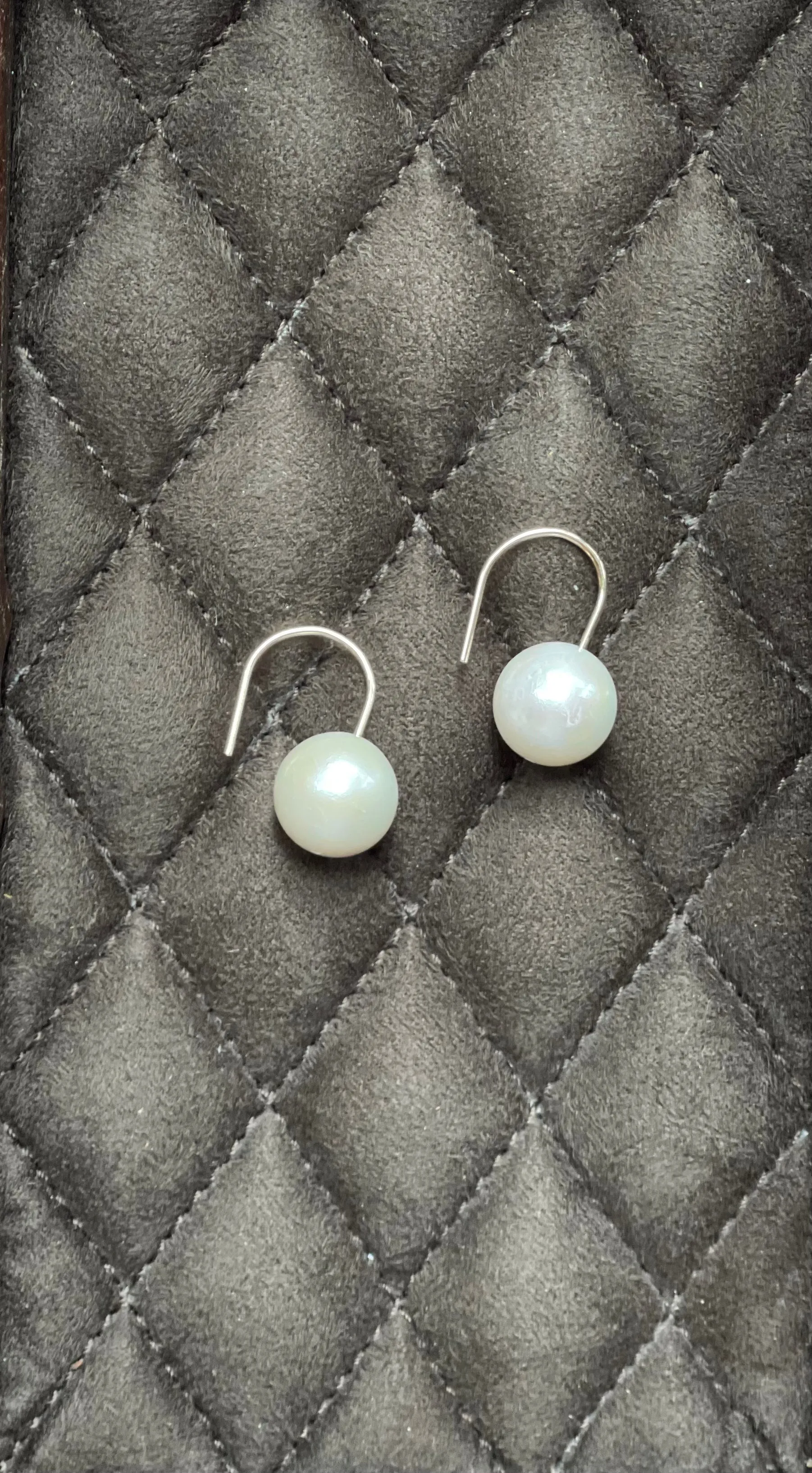 Classic Pearl Earring Drops