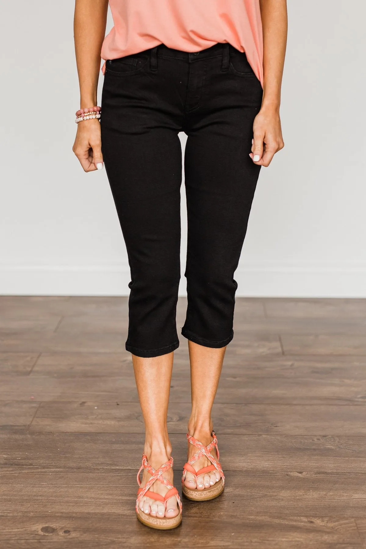 Judy Blue Mid-Rise Capris- Adaline Wash