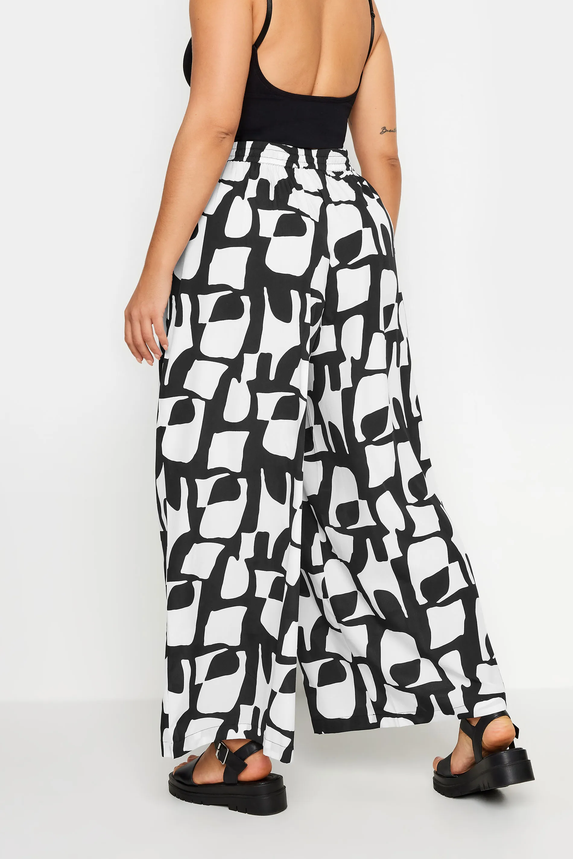 LIMITED COLLECTION Curve Black Abstract Print Drawstring Wide Leg Trousers