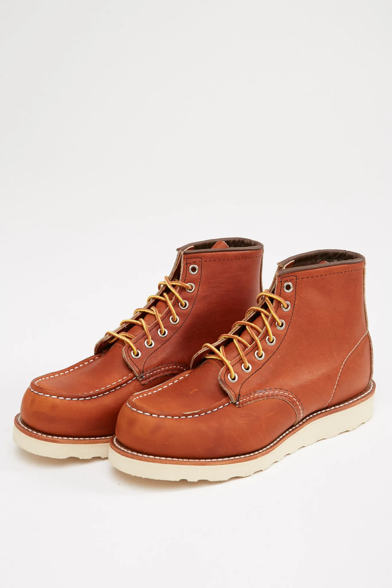 Red Wing Heritage Men’s #875 Moc Boot - Oro Legacy