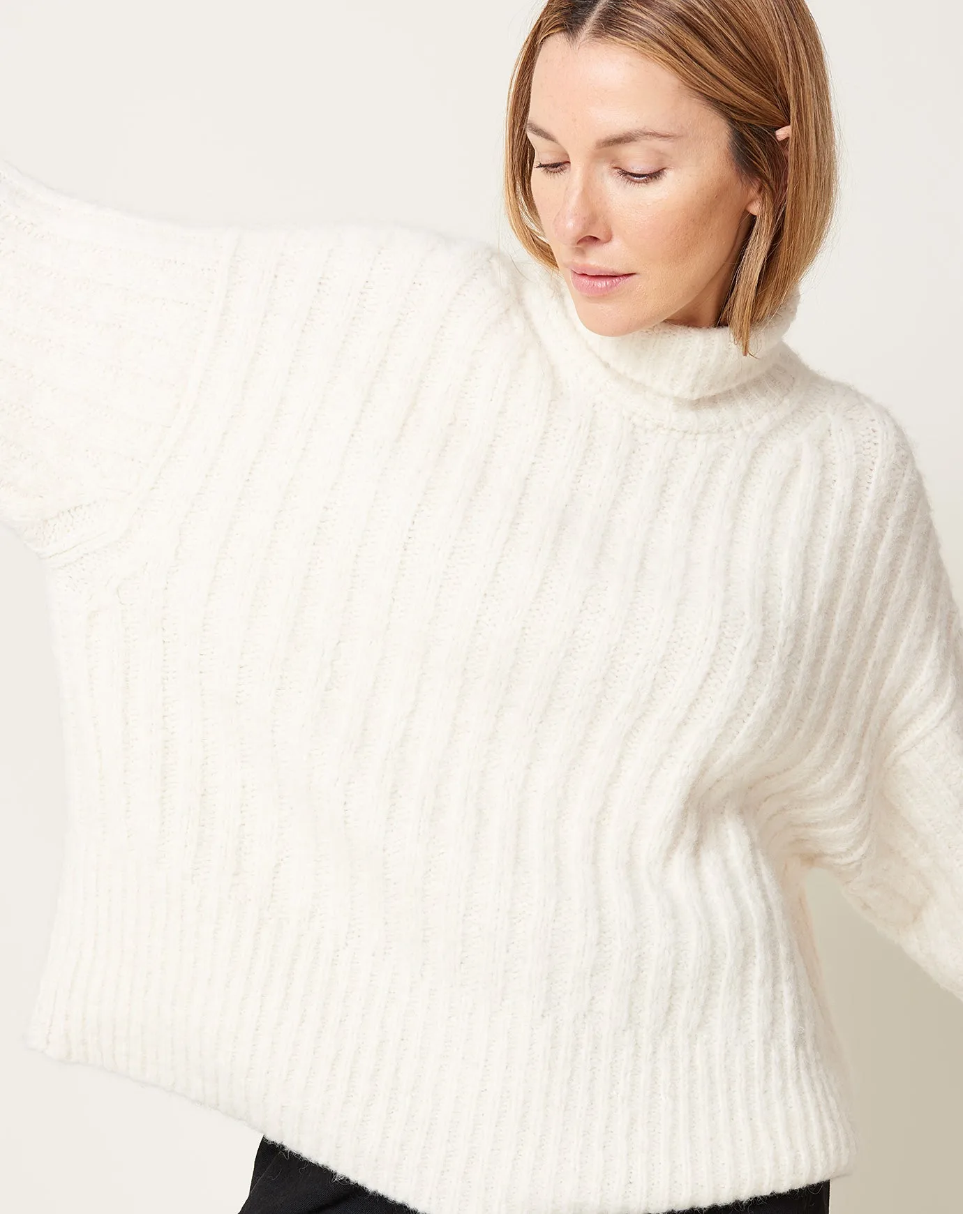 Rib Turtleneck in Raw White