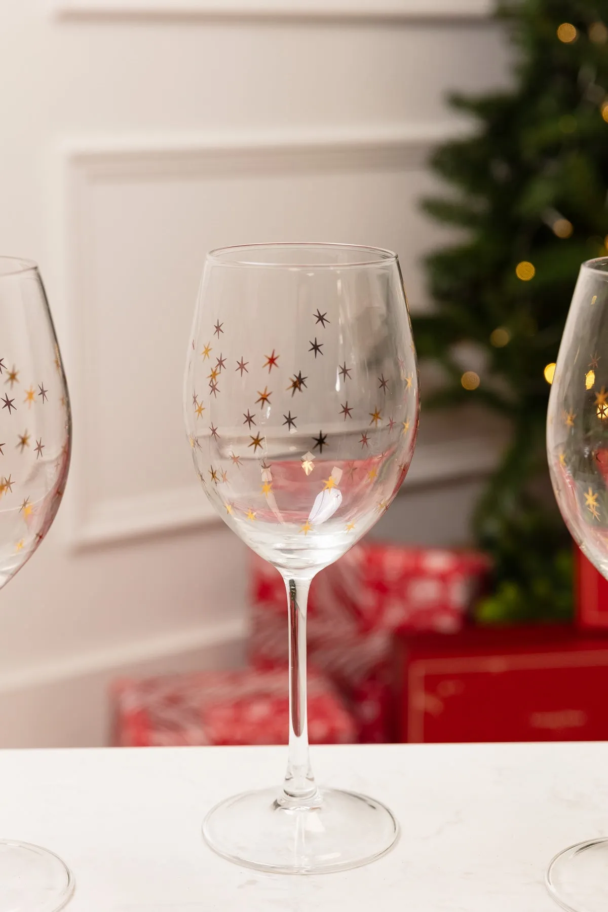 Set Of 4 Gold Star Wine Glasses