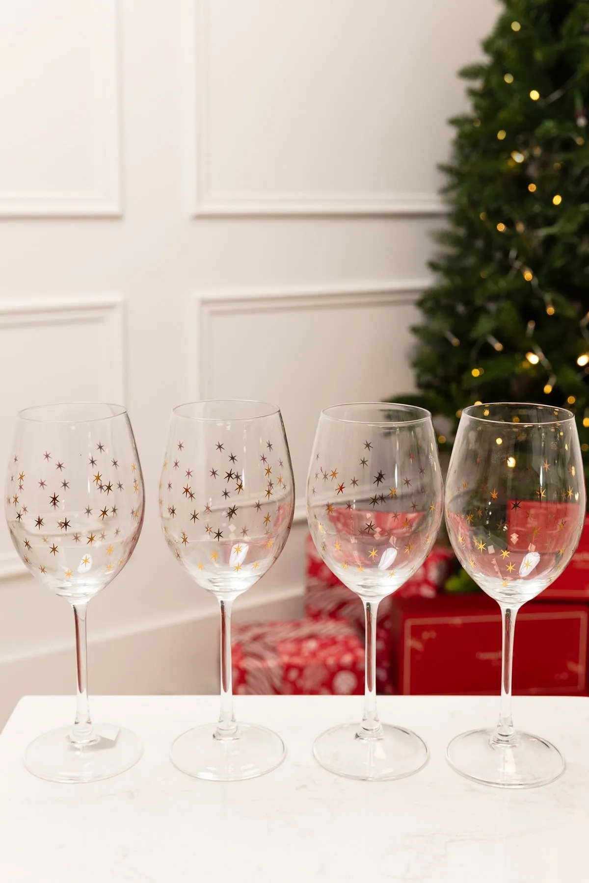 Set Of 4 Gold Star Wine Glasses