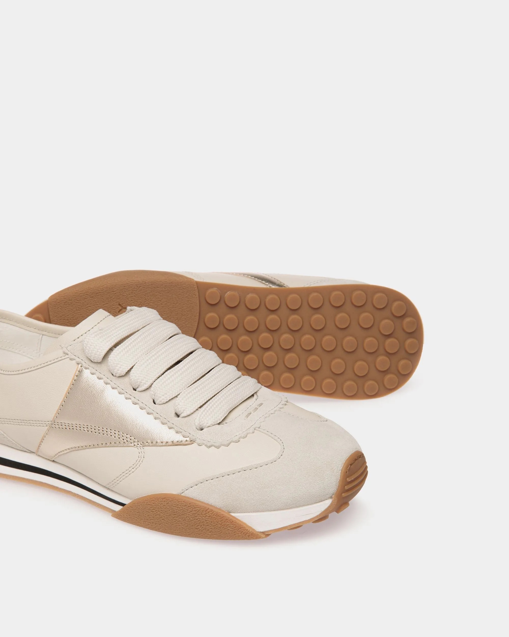 Sussex Sneaker In White And Gold Leather