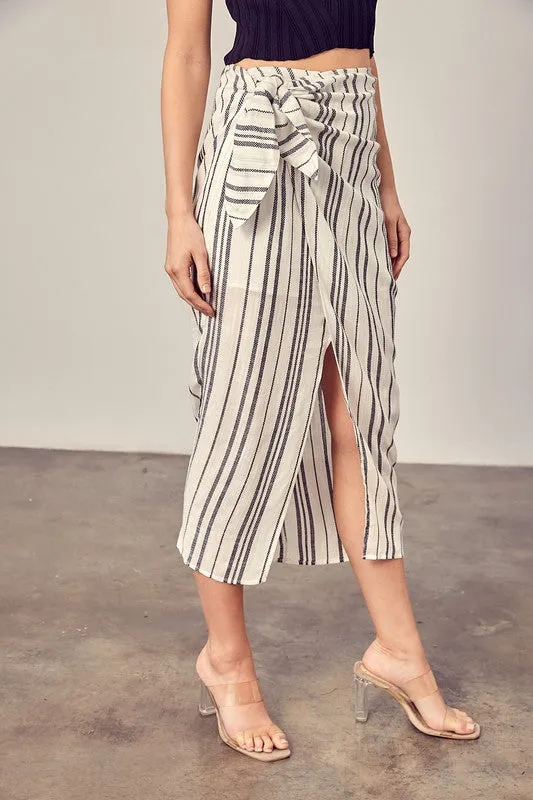 THOSE HIPS STRIPE OVERLAP SKORT